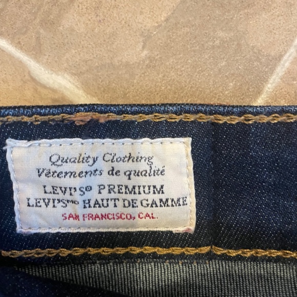 Women’s Levi Skinny Jeans NWOT - Picture 3 of 5
